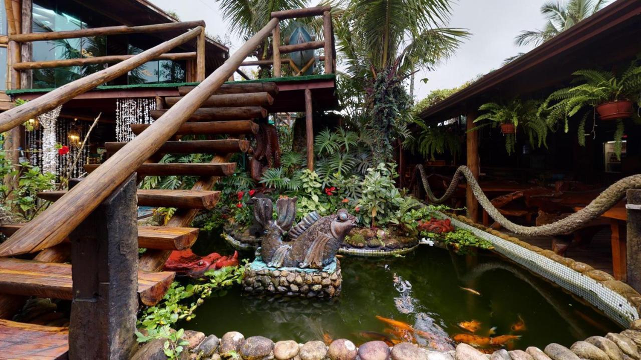 Grajagan Surf Resort Илья-ду-Мел Экстерьер фото