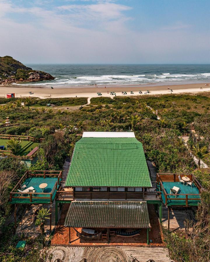 Grajagan Surf Resort Илья-ду-Мел Экстерьер фото