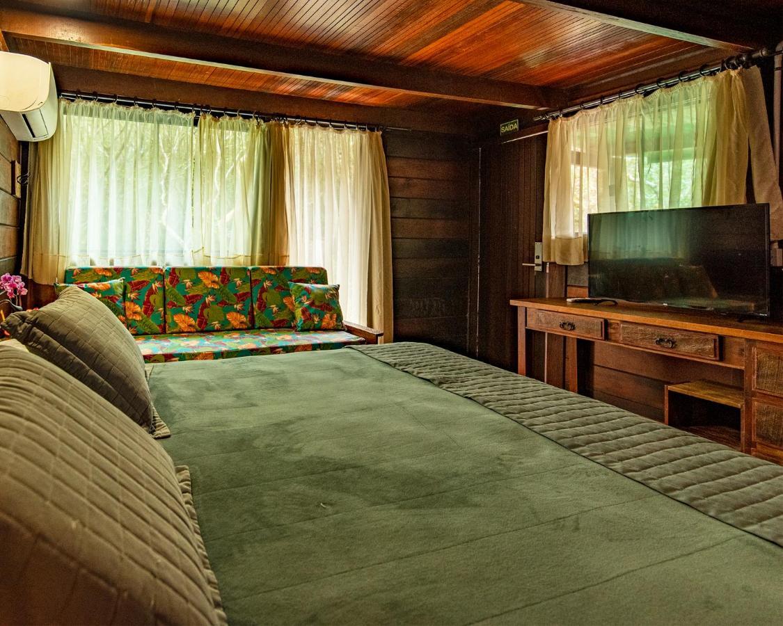 Grajagan Surf Resort Илья-ду-Мел Номер фото